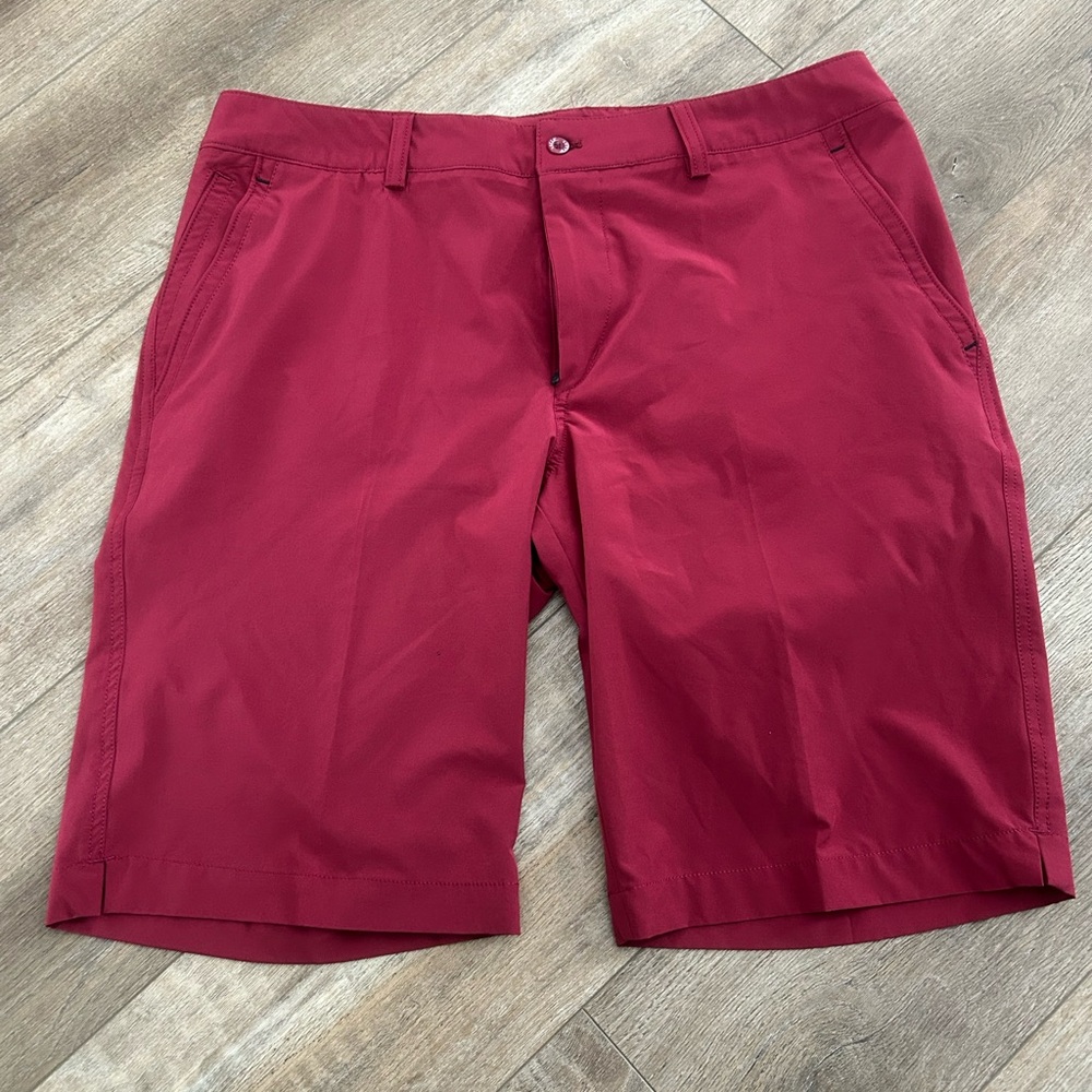 LOFT Men's Burgundy Flat Front Shorts